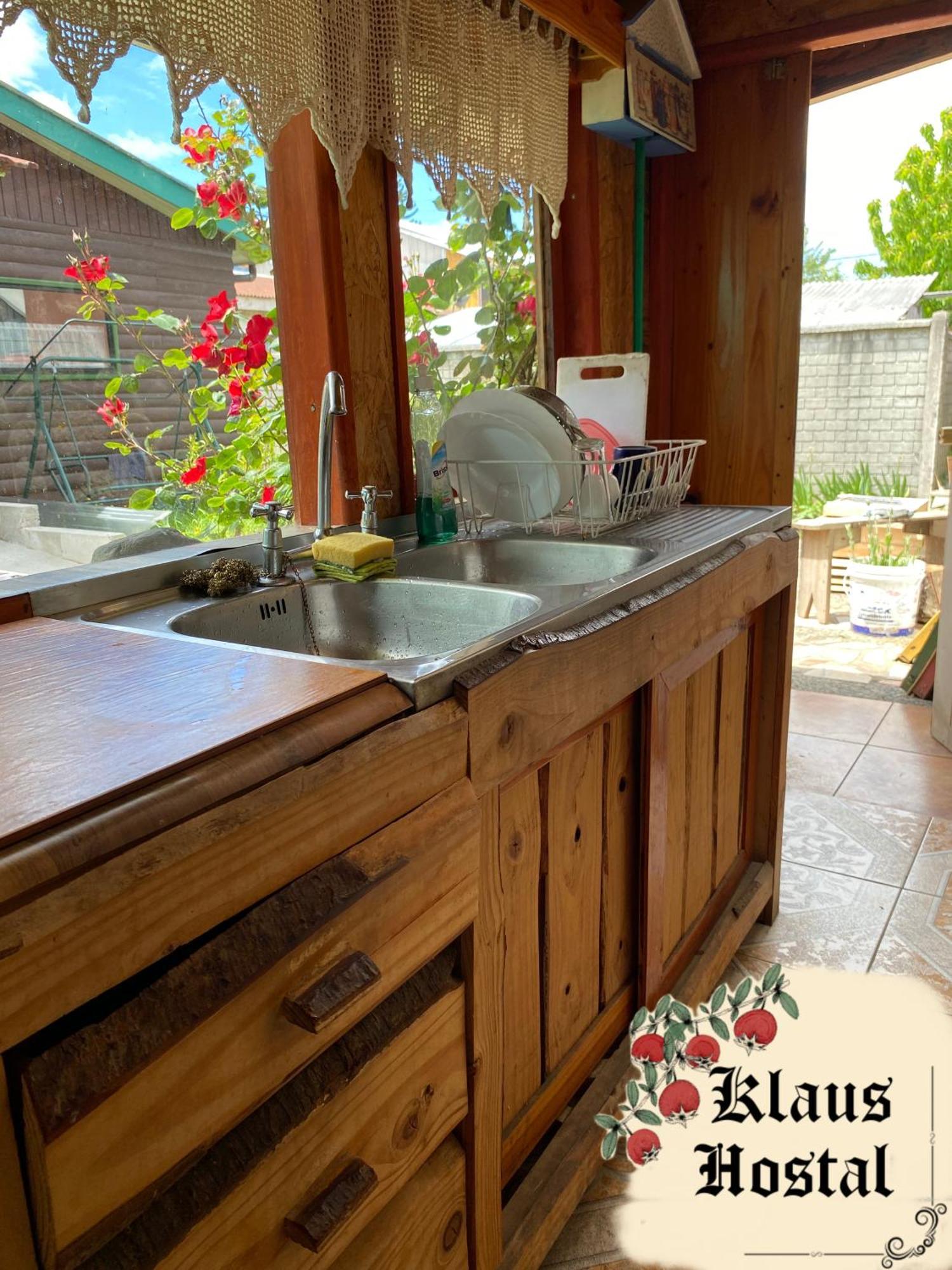 Hostal Klaus Pucón Esterno foto