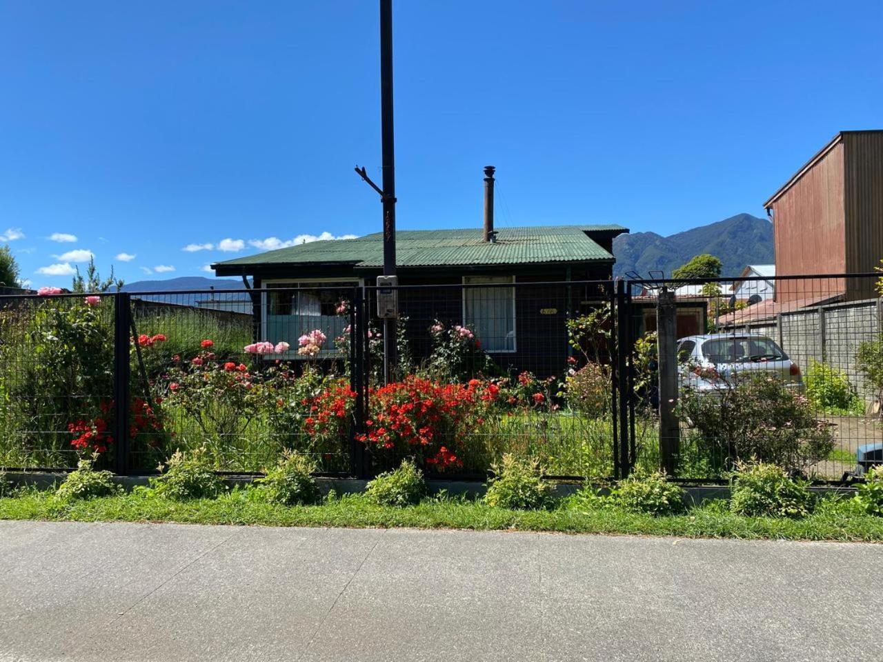 Hostal Klaus Pucón Esterno foto